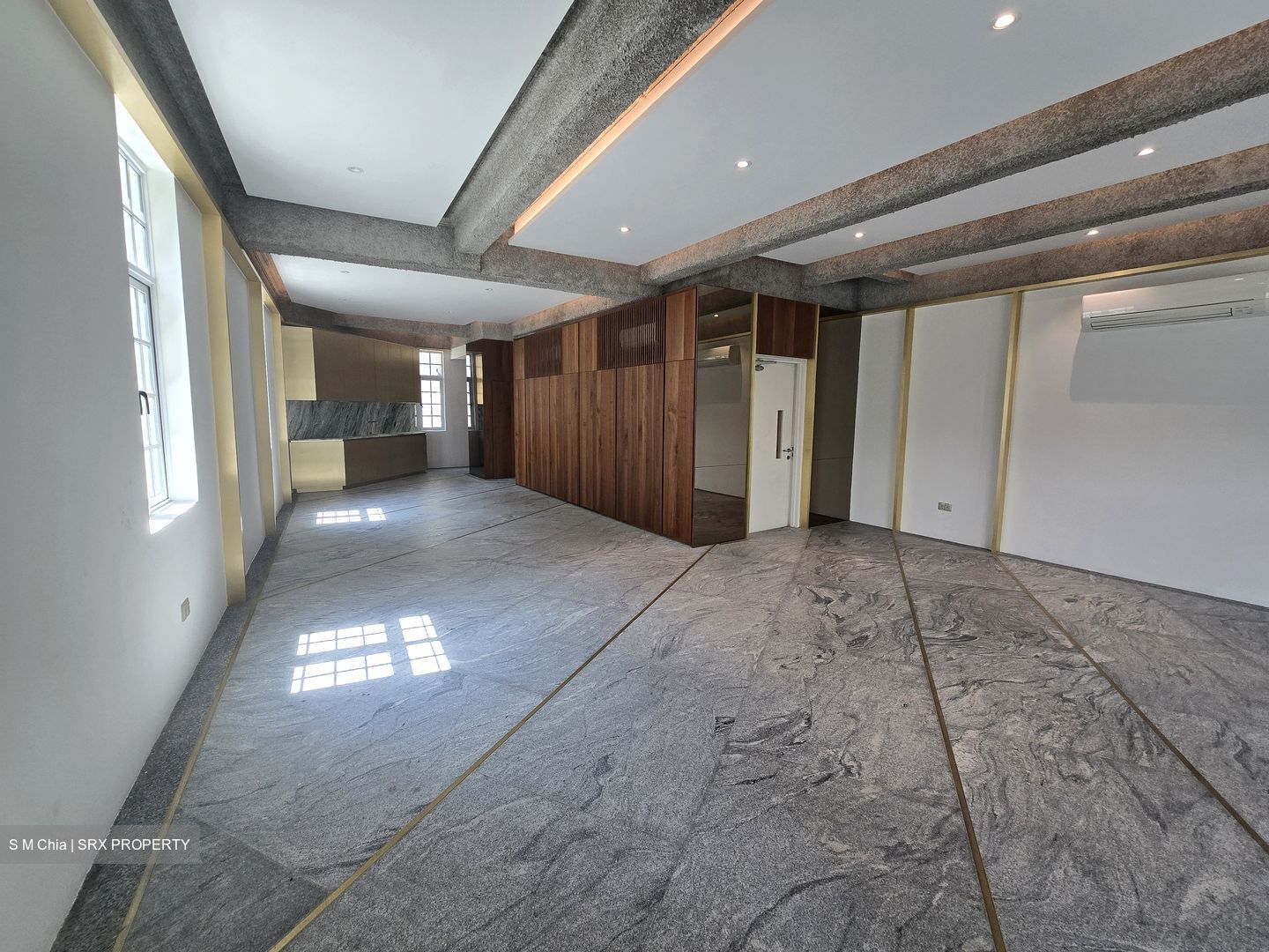New Bridge Road (D1), Office #588796941